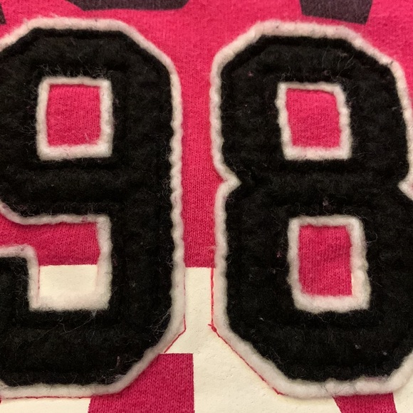 Pink vs - Picture 13 of 13